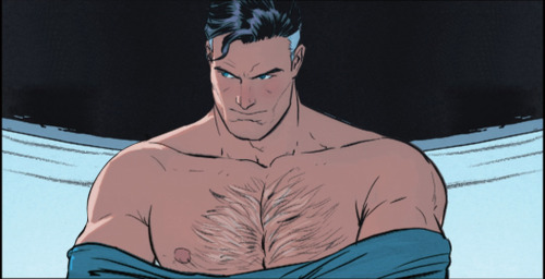 brucietales:bruce’s holes are hungry for kryptonian daddy DILF!!!