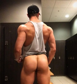 meninjockstraps.tumblr.com post 181394306310