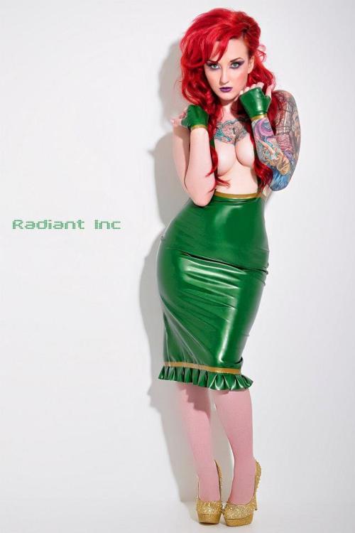 wealllovealternativemodels:  Skyeann Giglio. Radiant Inc. Photography.