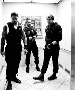 x-unstable-x:  &ldquo;Here’s three men that always get along.&rdquo;— Michael Cole about The Shield. 