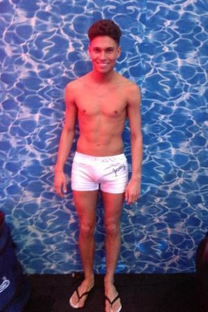 Sex male-celebs-naked:  Joey Essex 3Submit HERE pictures