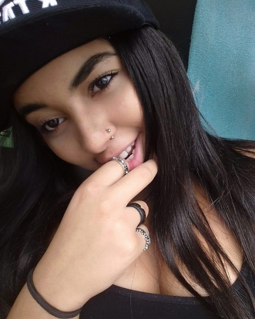 http://streetgrl.tumblr.com/post/156179809227