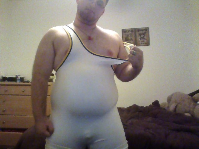 joshthebullpup:  Singlet update :D 277 lbs 49” chest 52” belly 18” arms 31”