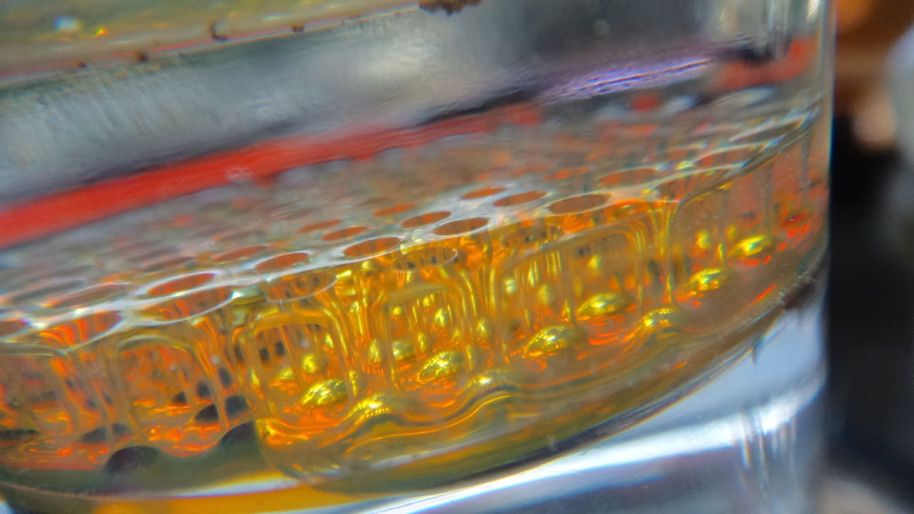 st0nertrash:  honeycomb 