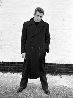 jamesdeandaily:  James Dean photographed by Dennis Stock, 1955. 