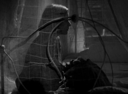  The Painted Veil (1934) - Richard Boleslawski Cinematographer: William H. Daniels