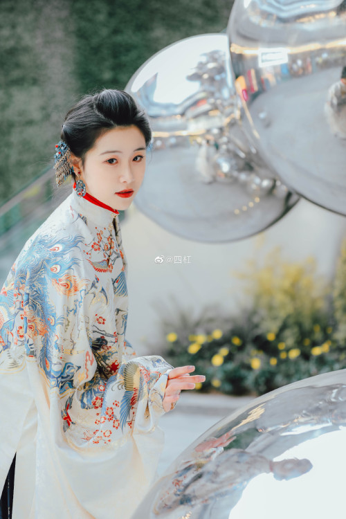 chinese hanfu by 四杠