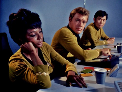 v-e-l-v-e-t-g-o-l-d-m-i-n-e: Uhura in “The Corbomite Maneuver”