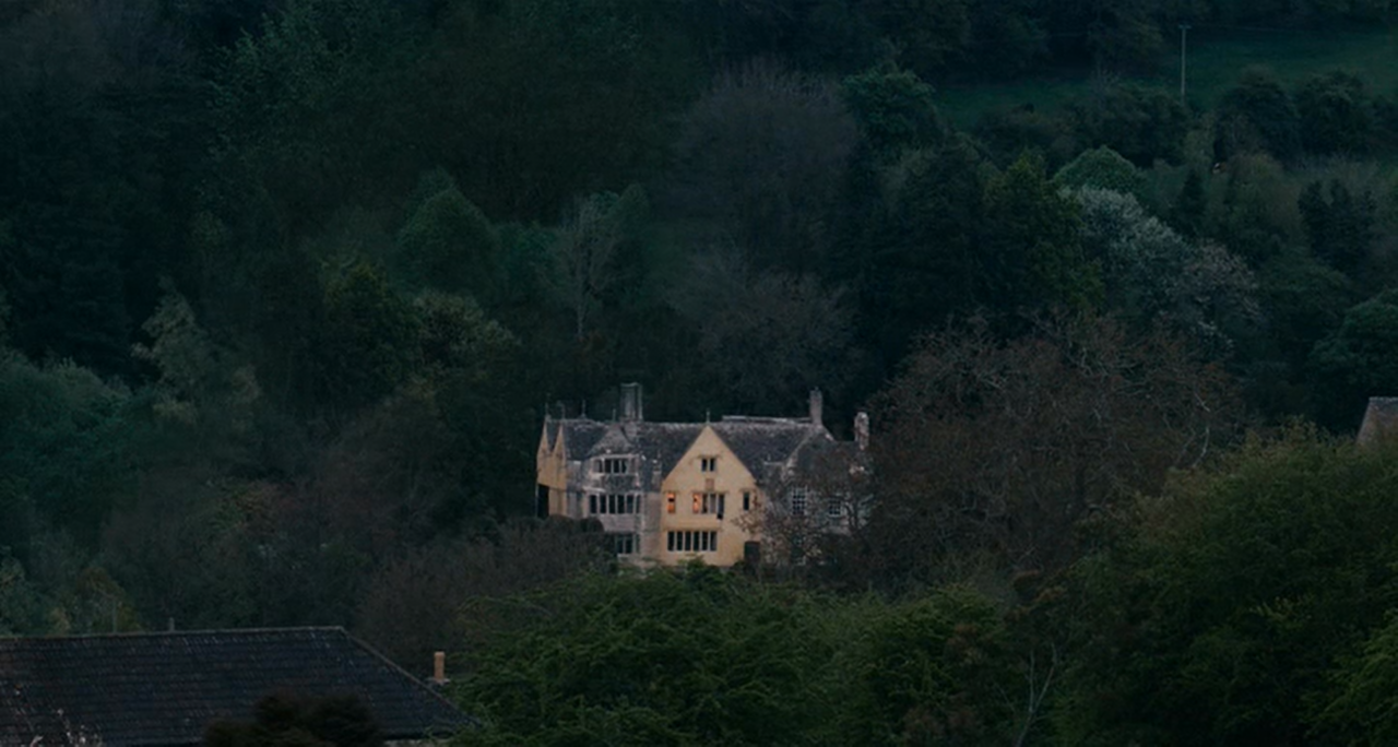 vacant-cinema:  Vacant Cinema: Phantom Thread (2017) dir. Paul Thomas AndersonWhatever