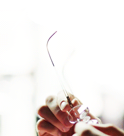 eyluna:They’re just ordinary spectacles.