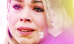 amandaseyfriedarchive-deactivat:Think I know a thing or two about aliens. Rose Tyler, defender of th