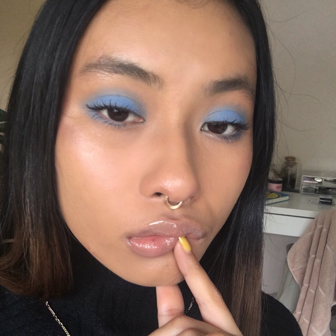 ambrette9:  posted these on ig but i looked cute in baby blue ok and my highlighter