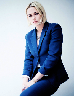 krissteewartss:  Portraits of Kristen for