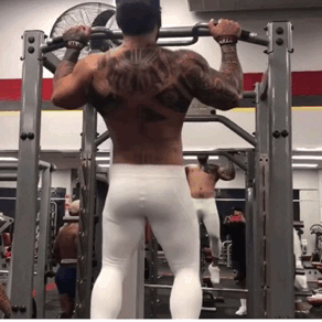 maoripolyboyz:   I wanna go to that gym! 👅 