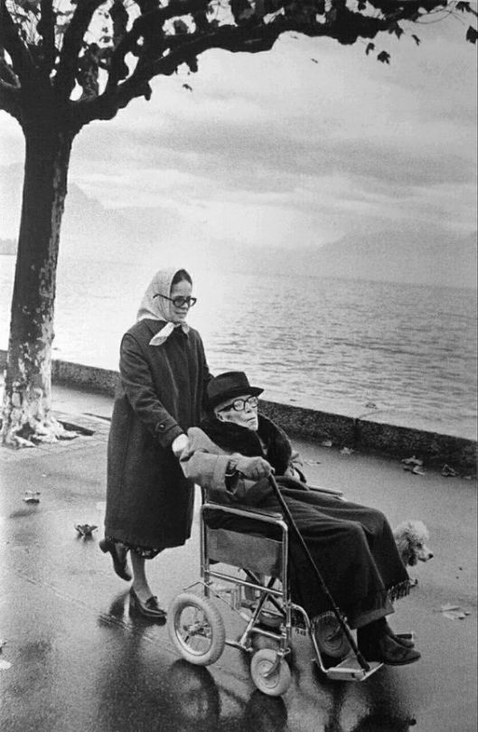 Oona O’Neill & Charlie Chaplin à Vevey En Suisse.
