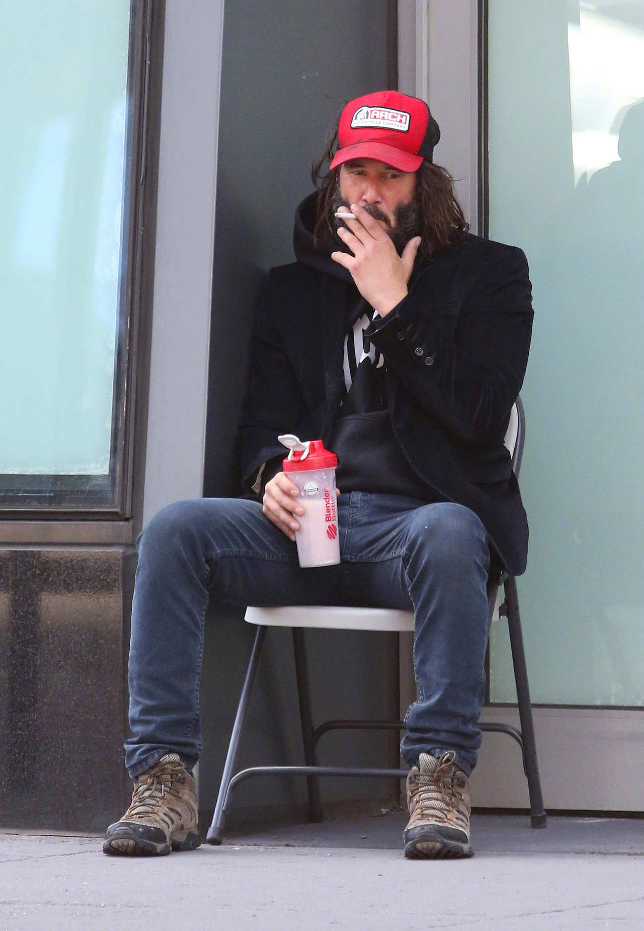 biff-donderglutes: durbikins: Professional Melee player Keanu “BAREFOOT IS LEGAL”