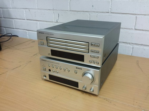 Hitachi HTA-R100 AM-FM Tuner Amplifier, 2000 - Hitachi DA-R100 CD Changer, 2000
