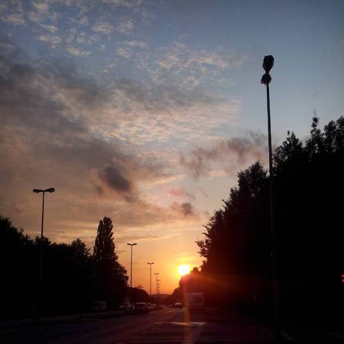 Der Himmel Ber Wanne-Eickel Oder Schon #Herne-Baukau? #sunset #Ruhrpott #sky (en Baukau, Nordrhein-Westfalen,
