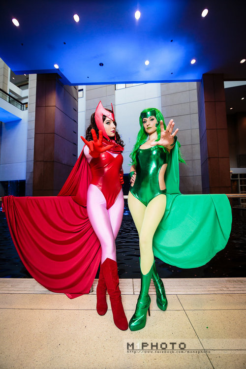 hotcosplaychicks:  Witchy goodness! @KO_Cosplay & Byndo Gehk M1Photo Check out hotcosplay