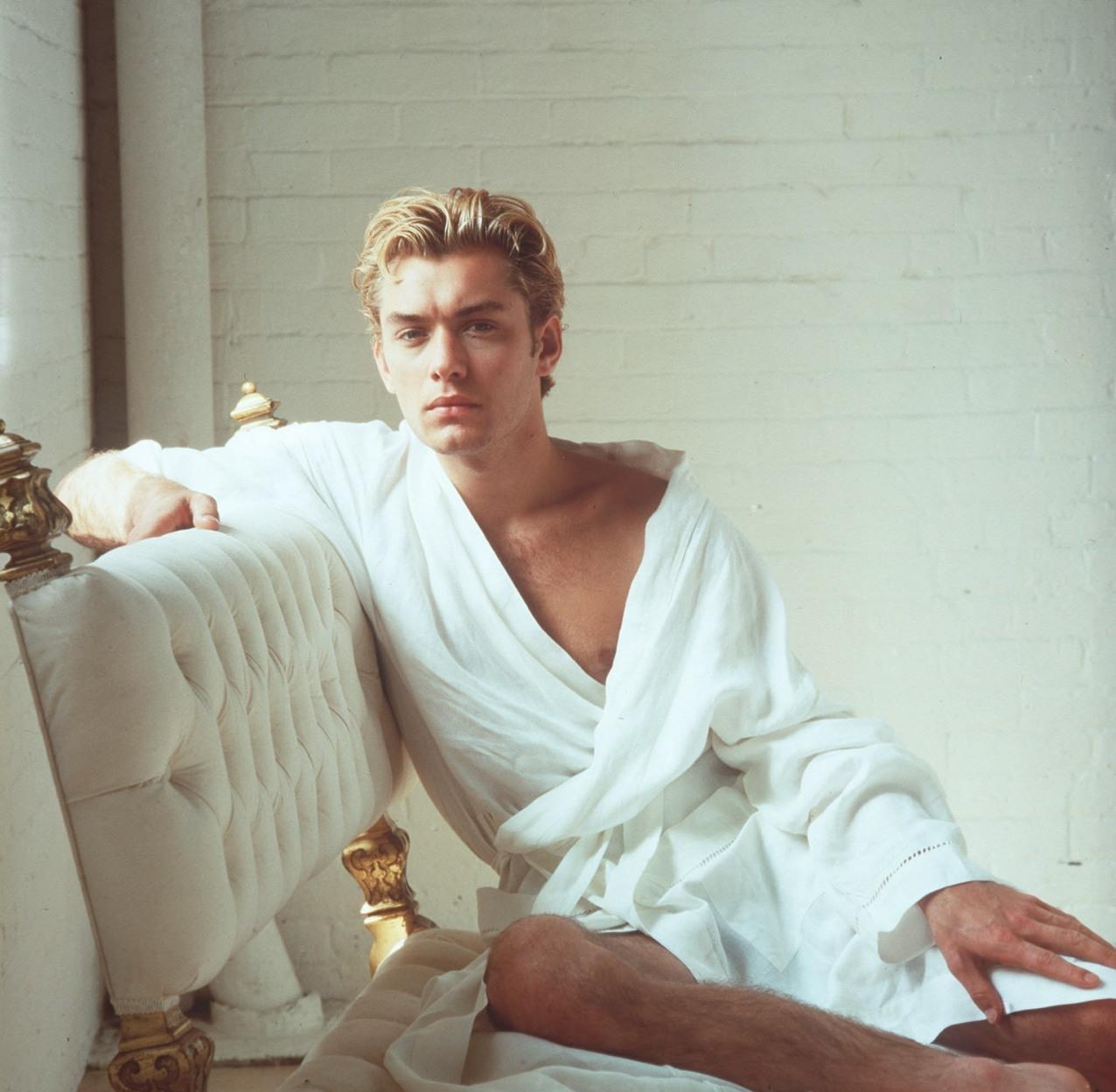 don-dake:Jude Law | by Lord Snowdon (c.1996)