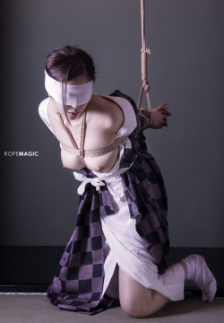 “Nadeshiko” via  ROPE MAGiC feat.