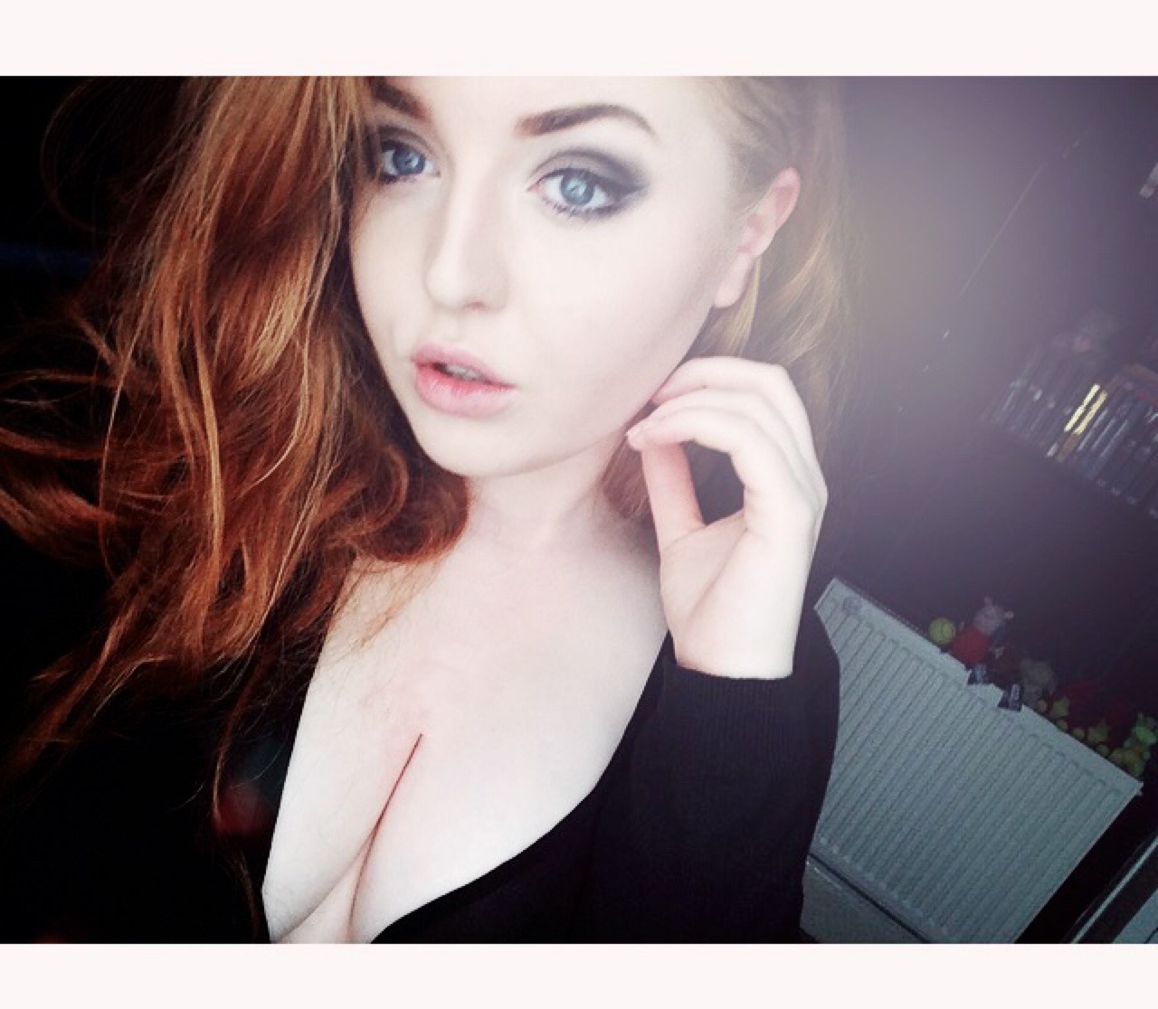 mazl4n:  mazl4n:  Might as well flaunt the only good thing about putting on weight…