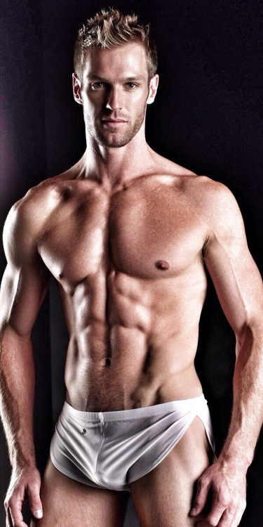 speedobuttandtaint:  Over 58,0000 amazing followers. Hot Speedos, men and butts speedobuttandtaint.