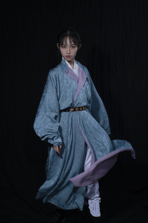 fouryearsofshades:circular collar robe by 山海明光汉服
