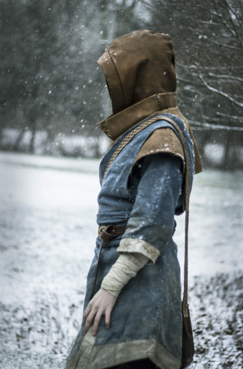 myrddin-emrys: It FINALLY snowed a bit so I had to throw on my almost-finished Skyrim robes and get 