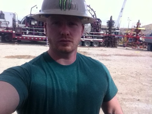 I wish he worked at my construction site!!!!