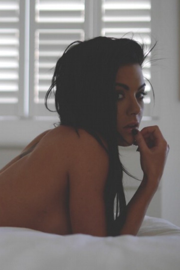 Shontelle McFarlane (Justin Fox)||
