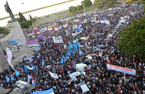 bellvmy:No more murders, say women in Argentina.In Argentina, a woman is murdered every 31 hours in 