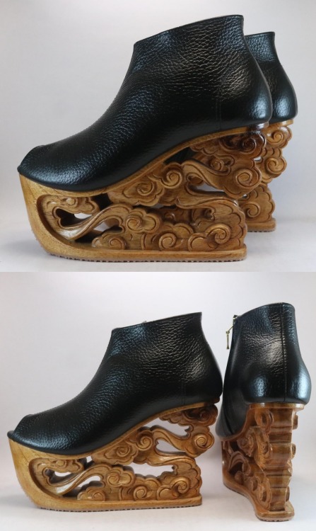 sosuperawesome:Hand Carved Wood Platform Wedge HeelsFashion4Freedom on Etsy 