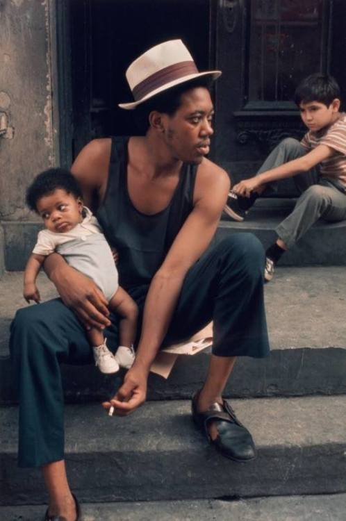 miss-rosen:Photo: Helen Levitt, Untitled, New York City, 1972