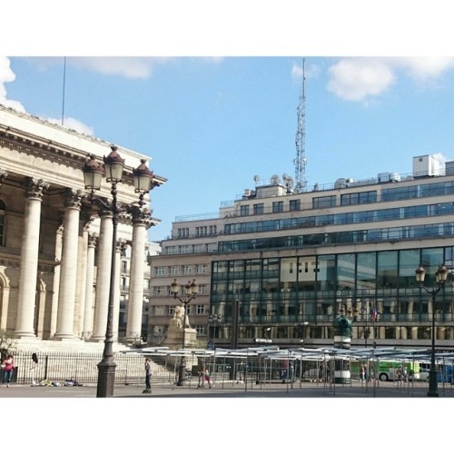 14 juillet (à Place de la Bourse - Palais Brongniart Paris 2e)