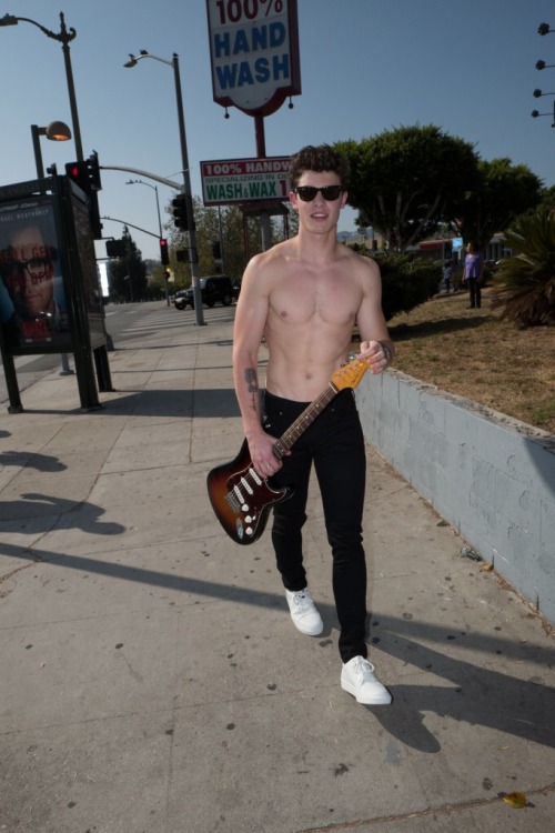lane402: reportingmendes: Shawn Mendes poses for Flaunt Magazine’s Decemeber issue (HQ)  Shawn Is So Hot !!! 