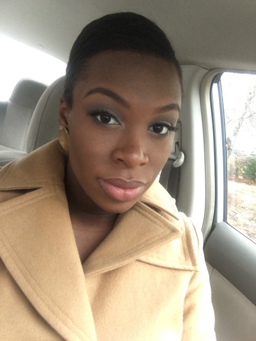 thagoodthings:  Okay y'all these ain’t got no filters but I’m getting a hang of this make up thing   😀😀😊😊😊 