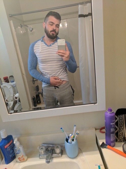 straightboyspics:  I only like straight boys :PMore STRAIGHT BOYS PICS Here!