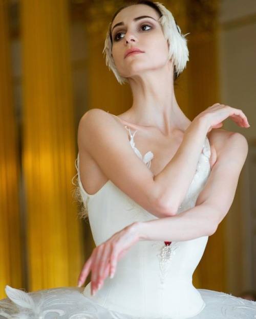 strechanadi: Oksana Skorikphoto: Natalia Voronova