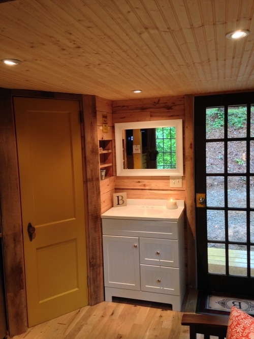 dreamhousetogo: The Otter Den by Otter Hollow Design