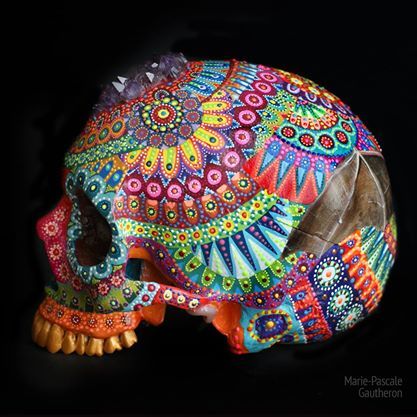 asylum-art:  Marie-Pascale Gautheron Facebook | Etsy | Saatchi Art The term ‘go big or go home’ springs to mind when I view the work of  Marie-Pascale Gautheron. Or better yet ‘ go mental or go home’ because these skull creations are just that.