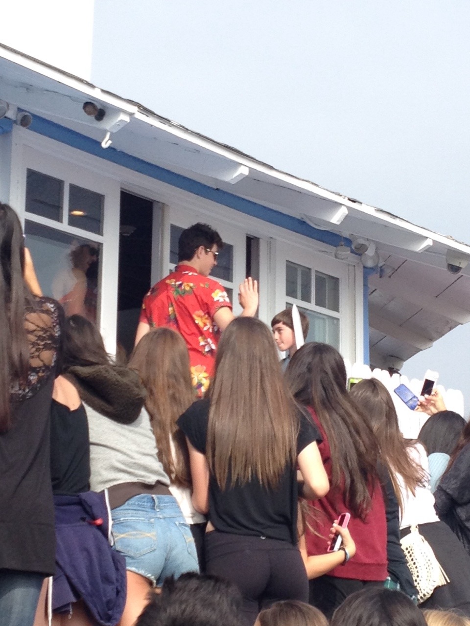 cameronsdarling:  moaningmagcon:  gilinskyslay:  c-linquant:  oh hey nash  hai  that