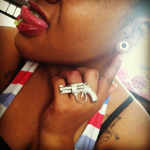 Afternoon IG . #gun #guns #ring #lips #piercings #gauges #tonguering #tat #tattoos #girl #tonguering