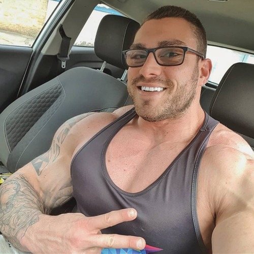 muscleobsessive: Some recent pics of cock-thumpingly, gorgeous UK giant Peter Gill. You ever get tha