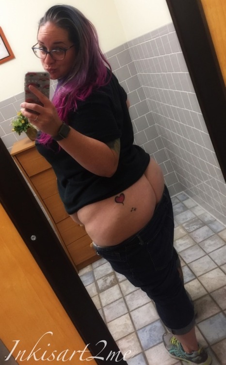 jessygirlxx: Bored to hell @ work… so here’s some BFF Good to see join in the fun again