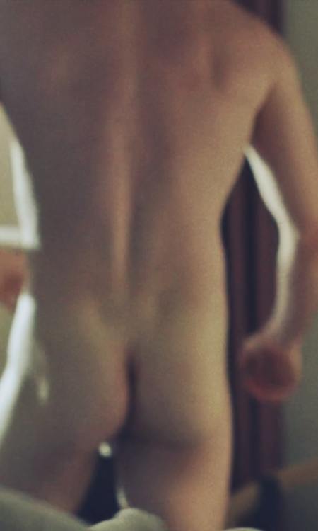 hotfamous-men:  Russell Tovey