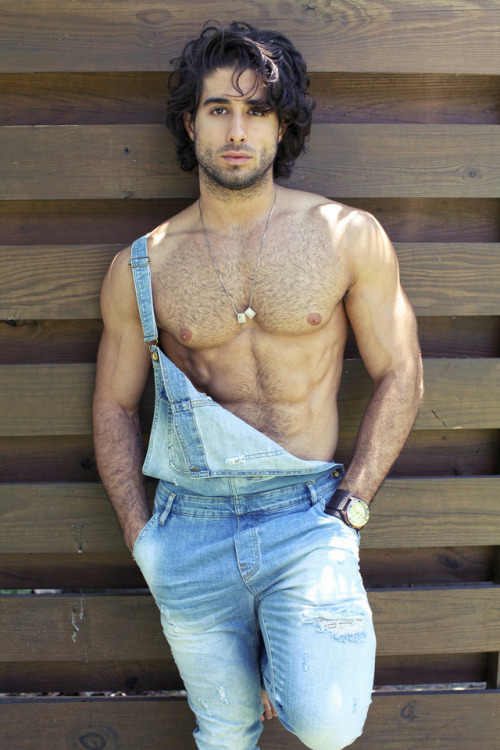 thelisp: diego sans, by Lornss AlNaimi