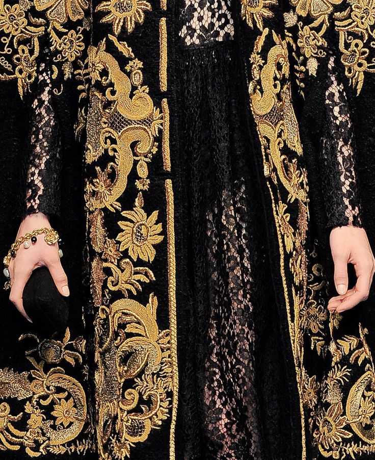 lotrfashion:  Cloak for Dis - Dolce &amp; Gabbana