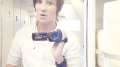lxguori:  aeroplane adventure [x] requested by millie 