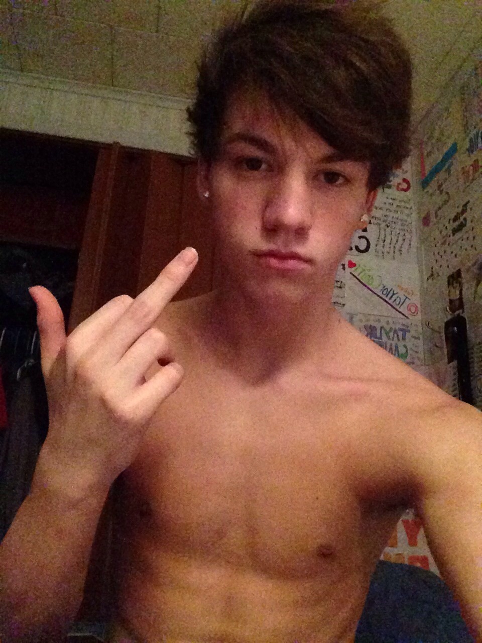 digitalcuties:  taylorcaniffsluts:  nashturbating:  Me and Taylor are one  please